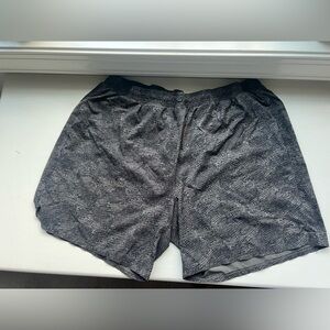 Zella Men's Gray Patterned Shorts sz XXL